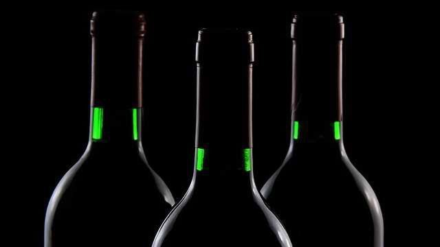Shedding Light on Wine Fraud With NMR Fingerprinting content piece image 